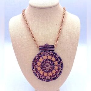Heidi Klum Wildlife Round Pendant Necklace  Rose Good/Copper Tone Measures 28”